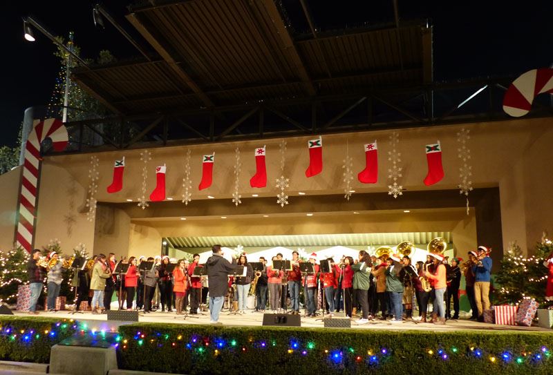 Holiday Snow Village 2015 43